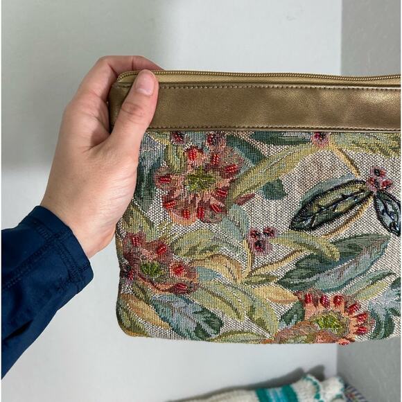 signature club A - beach tropical cosmetic bag- beaded - some wear - clutch - Picture 9 of 12